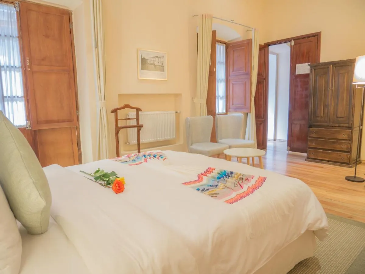 Отель Casa El Eden Кито