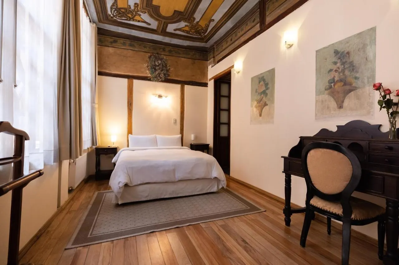 Отель Casa El Eden Кито