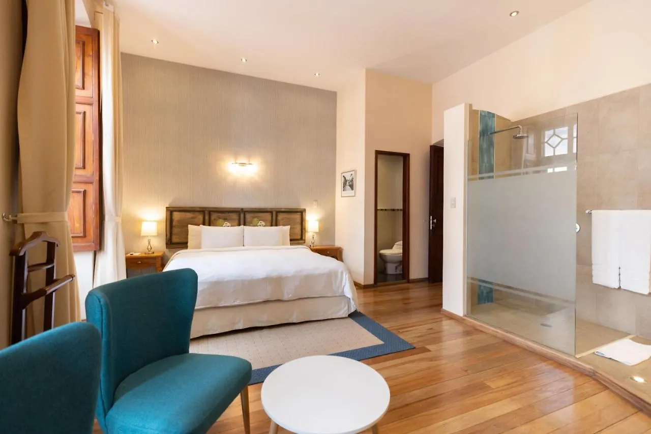 Отель Casa El Eden Кито