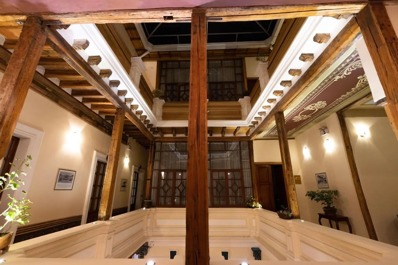 Отель Casa El Eden Кито
