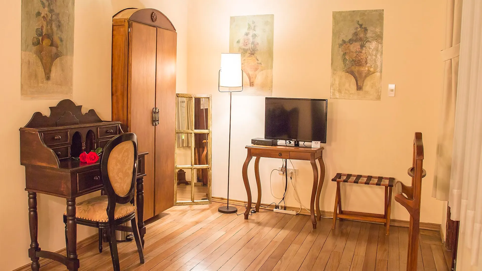 Отель Casa El Eden Кито