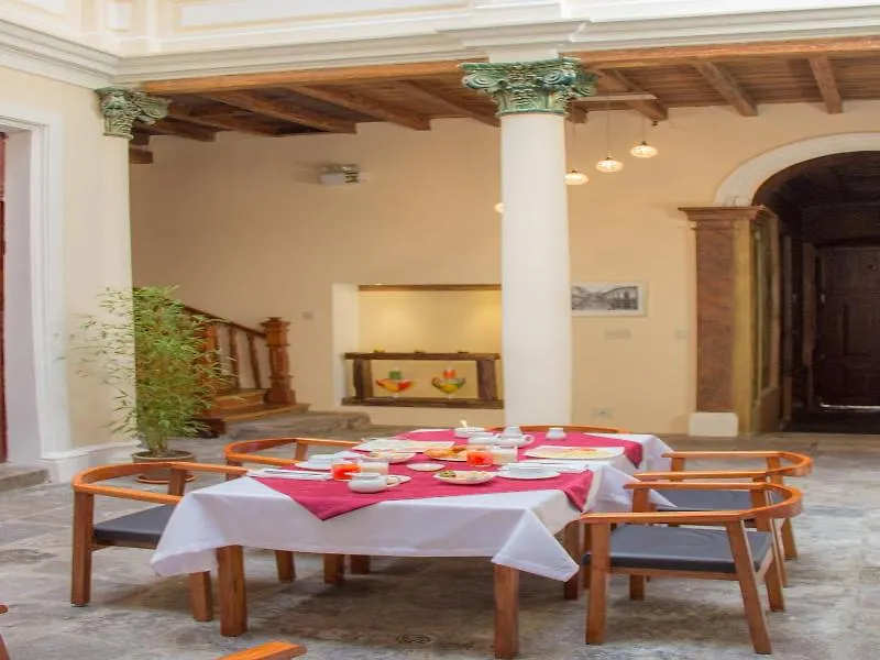 Отель Casa El Eden Кито
